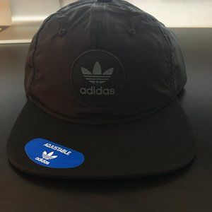 Adidas Trefoil Nylon Snapback Hat - NWOT